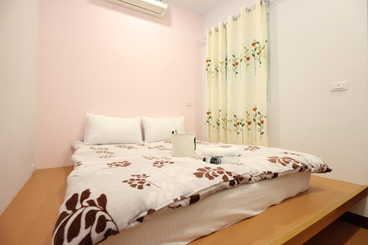 Happy Together Guesthouse T'ai-tung Exterior foto